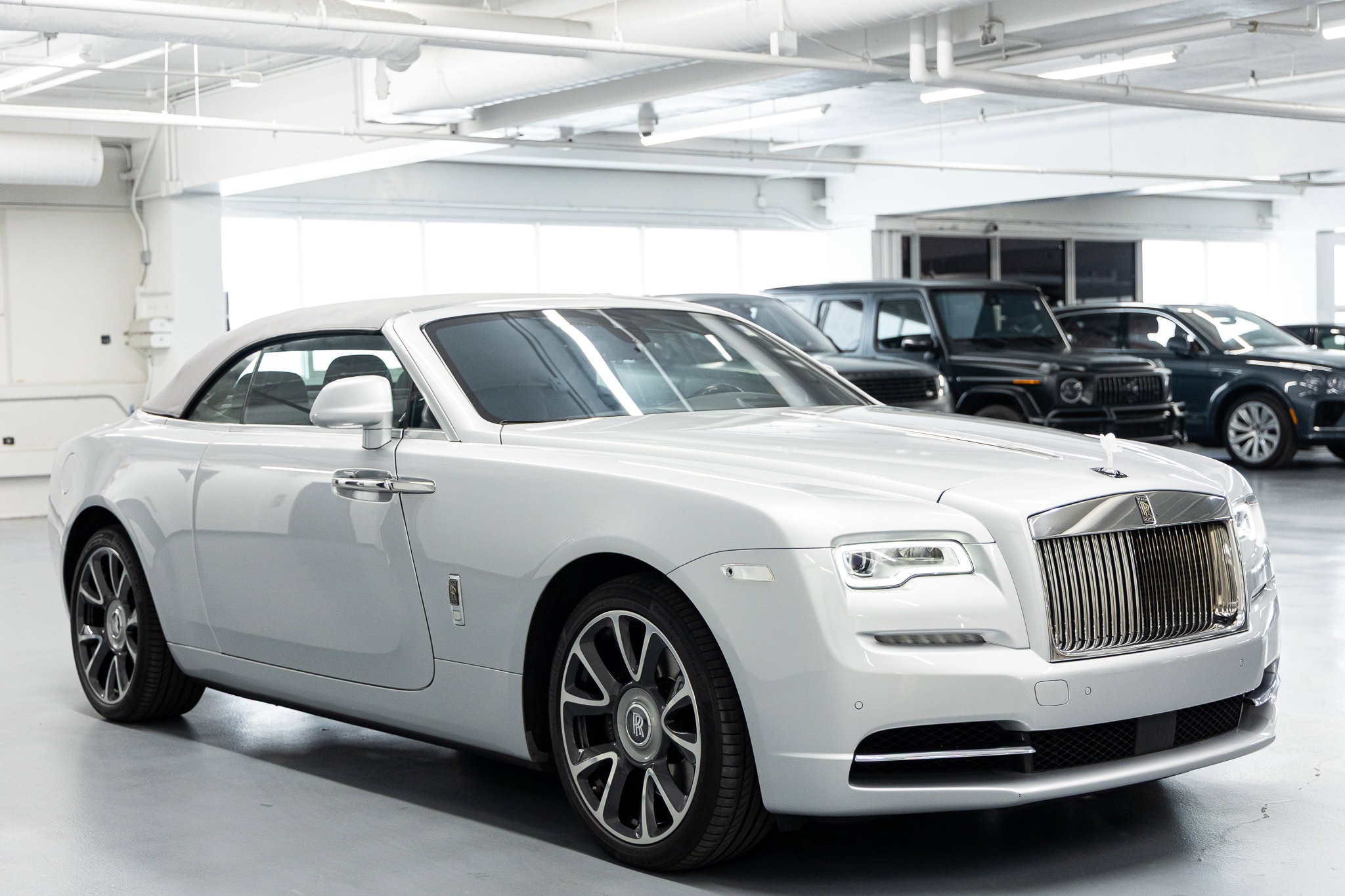 2017 Rolls-Royce Dawn Base - Photo 8