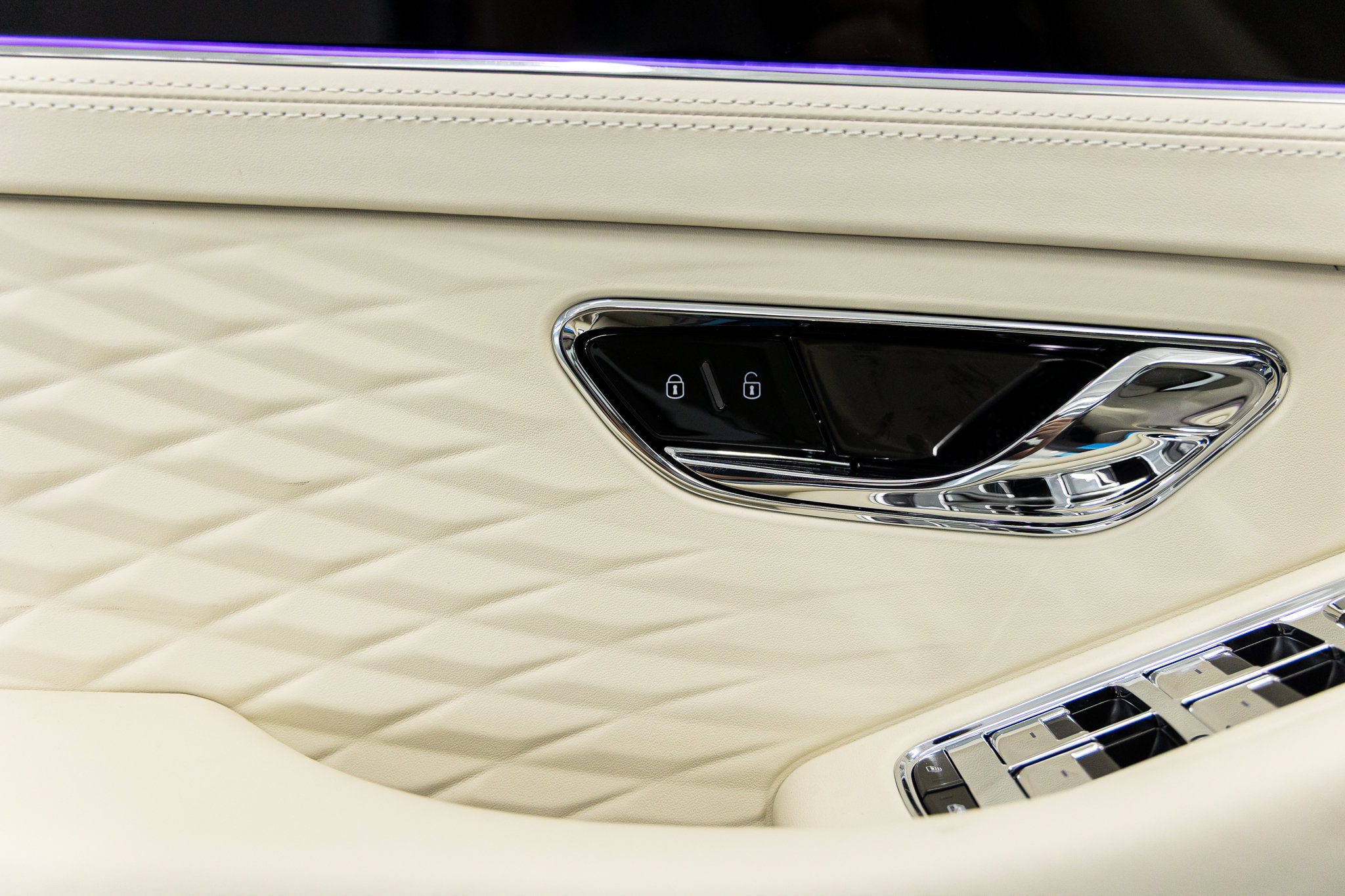 2026 Bentley Continental GT Azure - Photo 27