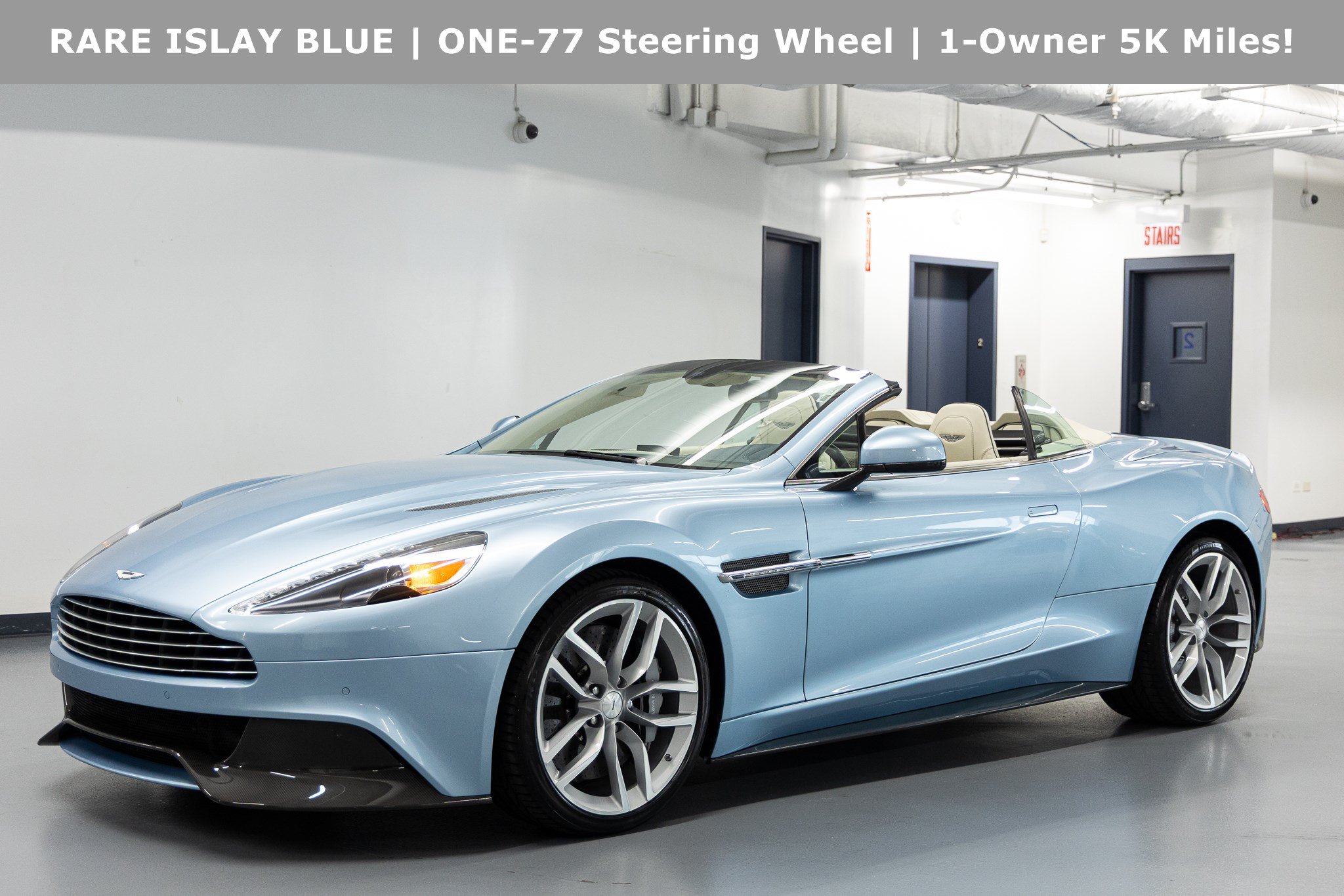2016 Aston Martin Vanquish's photo