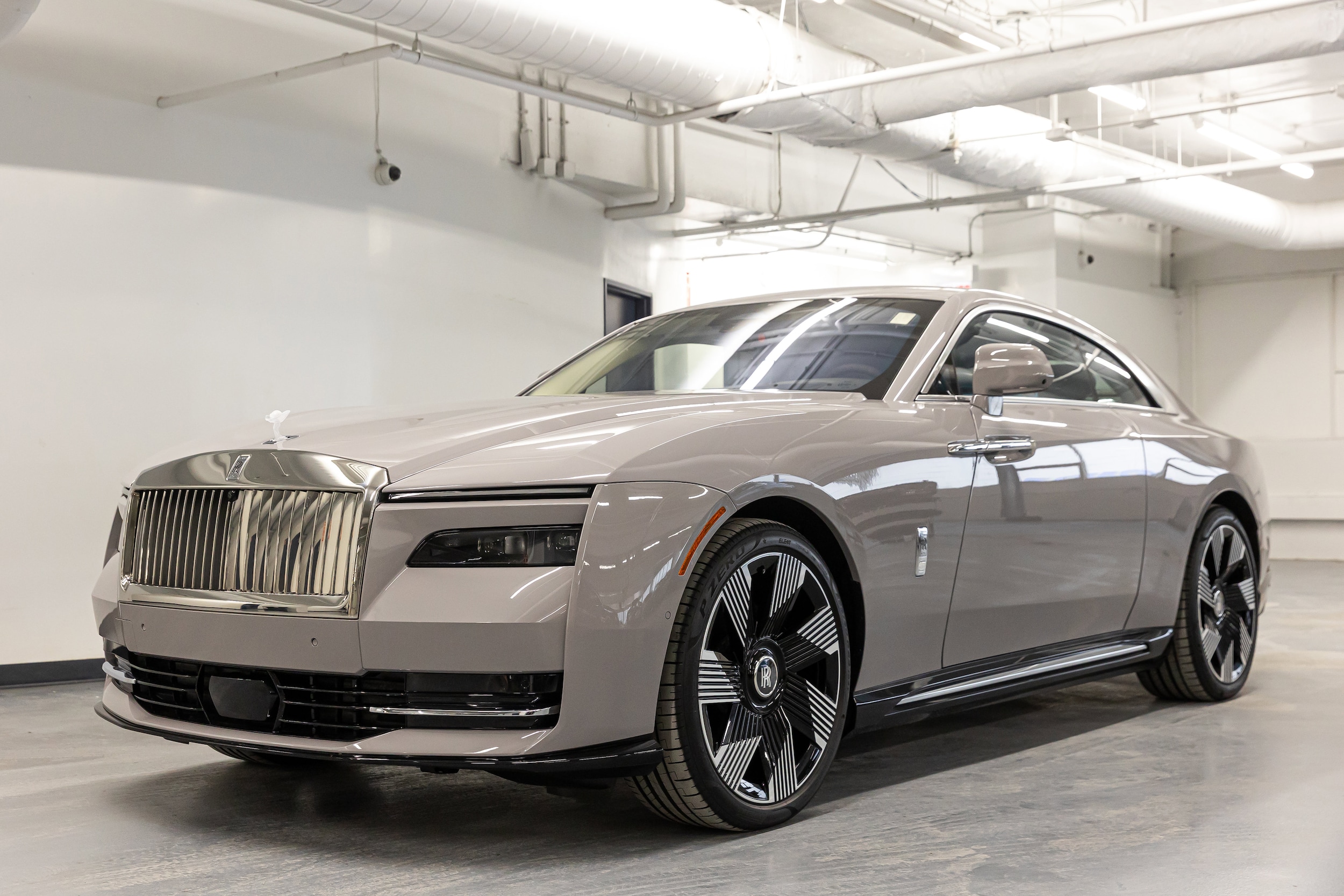 2024 Rolls-Royce Spectre Base