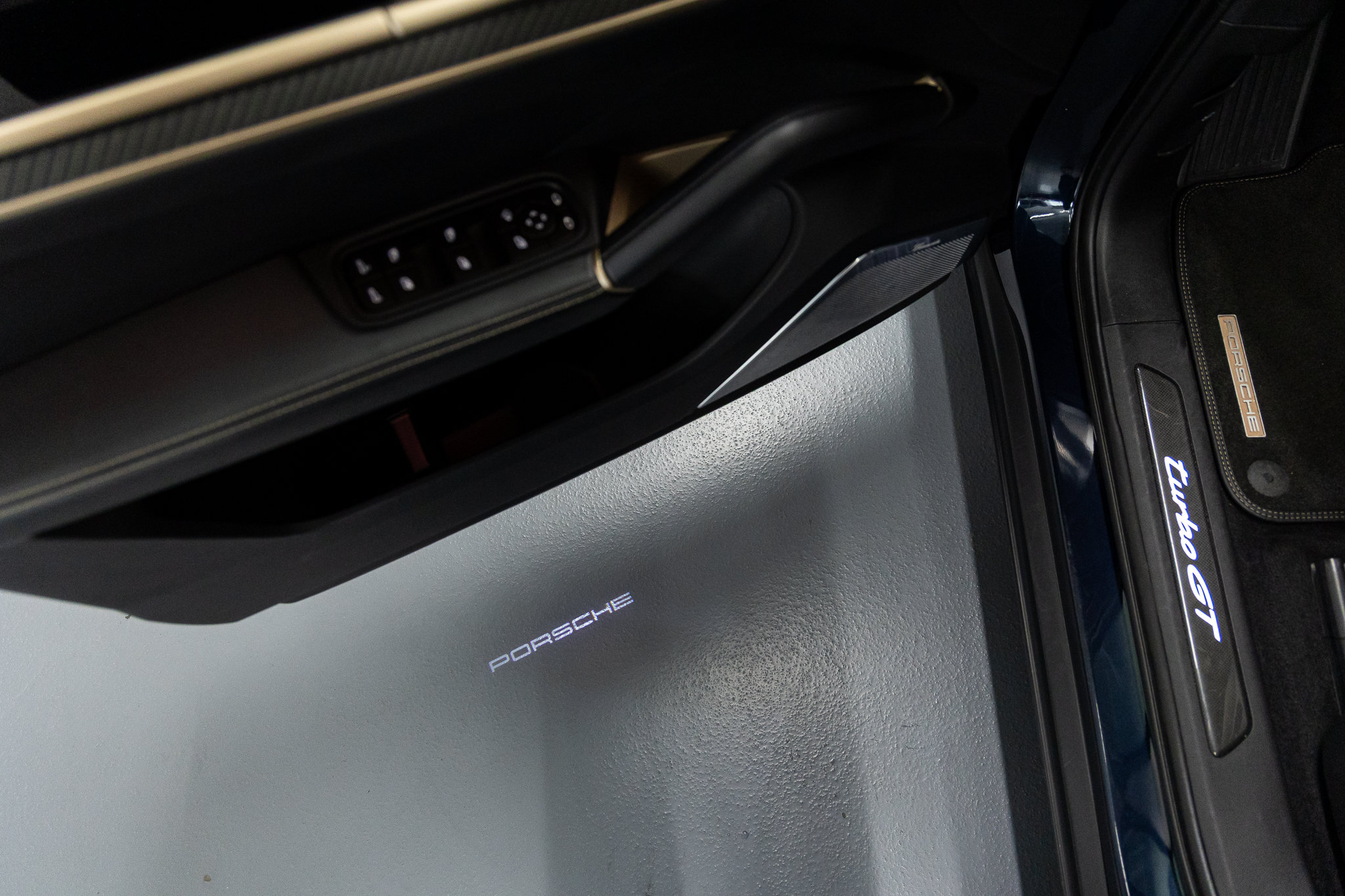 2024 Porsche Cayenne Coup Turbo GT - Photo 25
