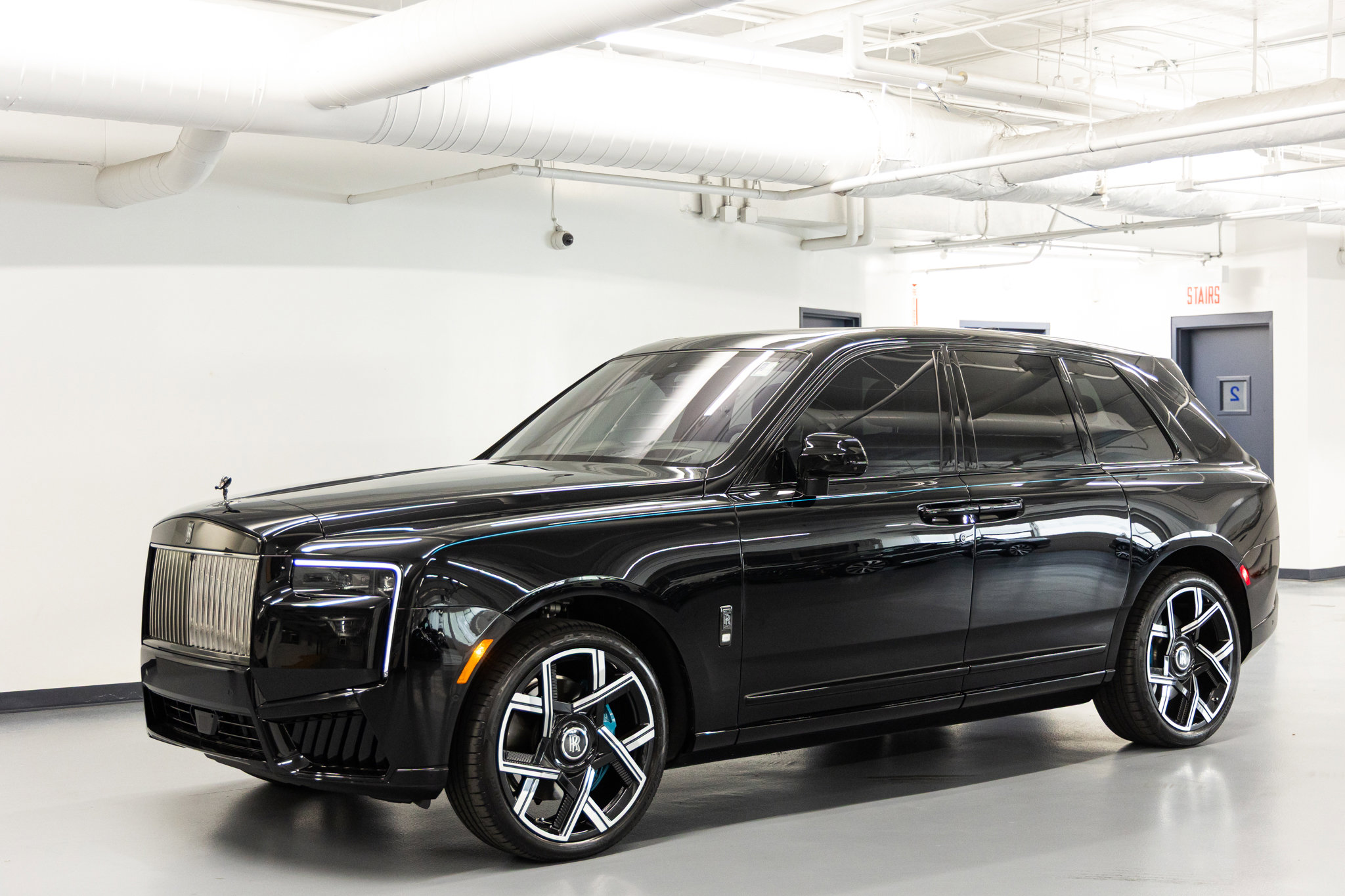 2025 Rolls-Royce Cullinan Black Badge's photo