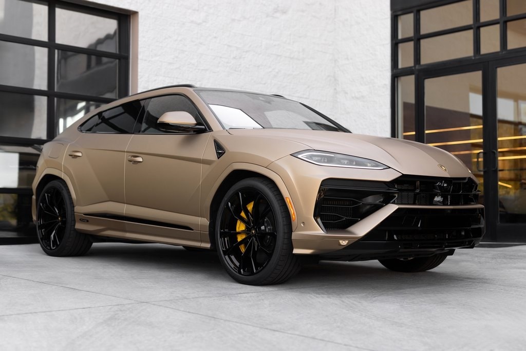 New 2025 Lamborghini Urus SE SUV