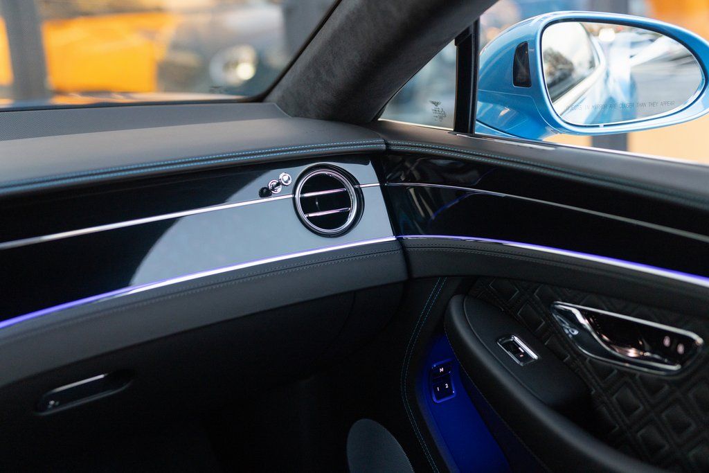 2022 Bentley Continental GT - Photo 29