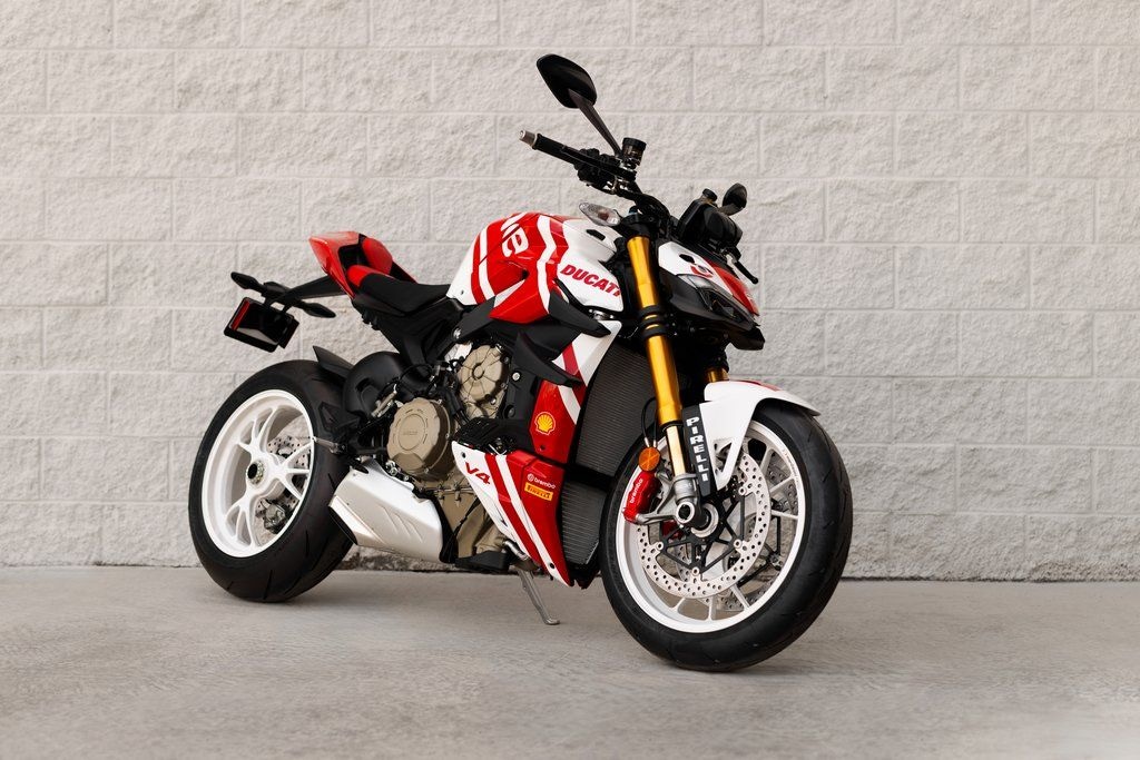 Used 2025 Ducati Streetfighter V4