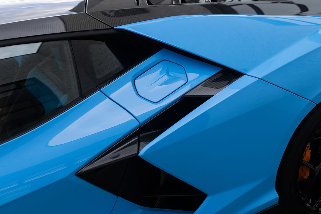 2026 Lamborghini Revuelto Base - Photo 23