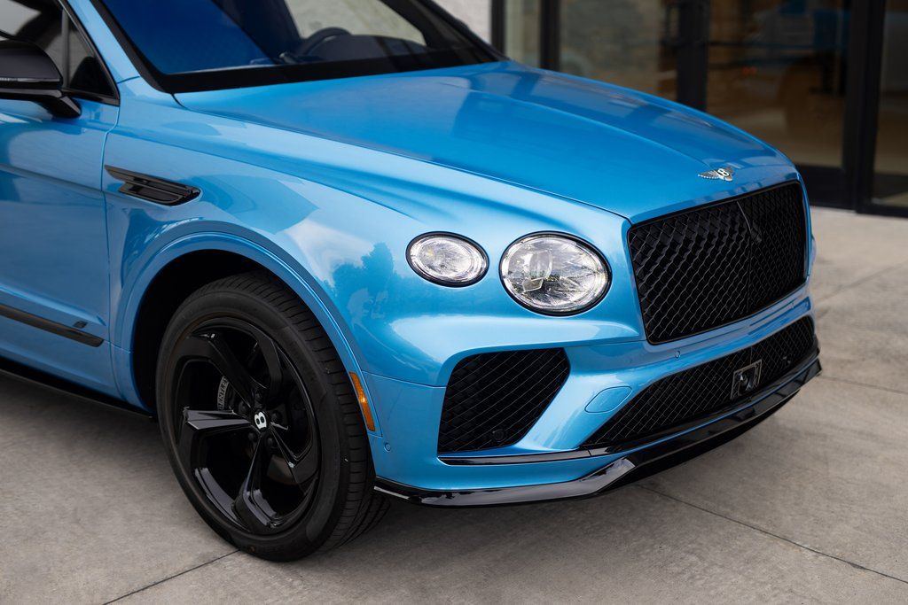 2025 Bentley Bentayga S - Photo 12