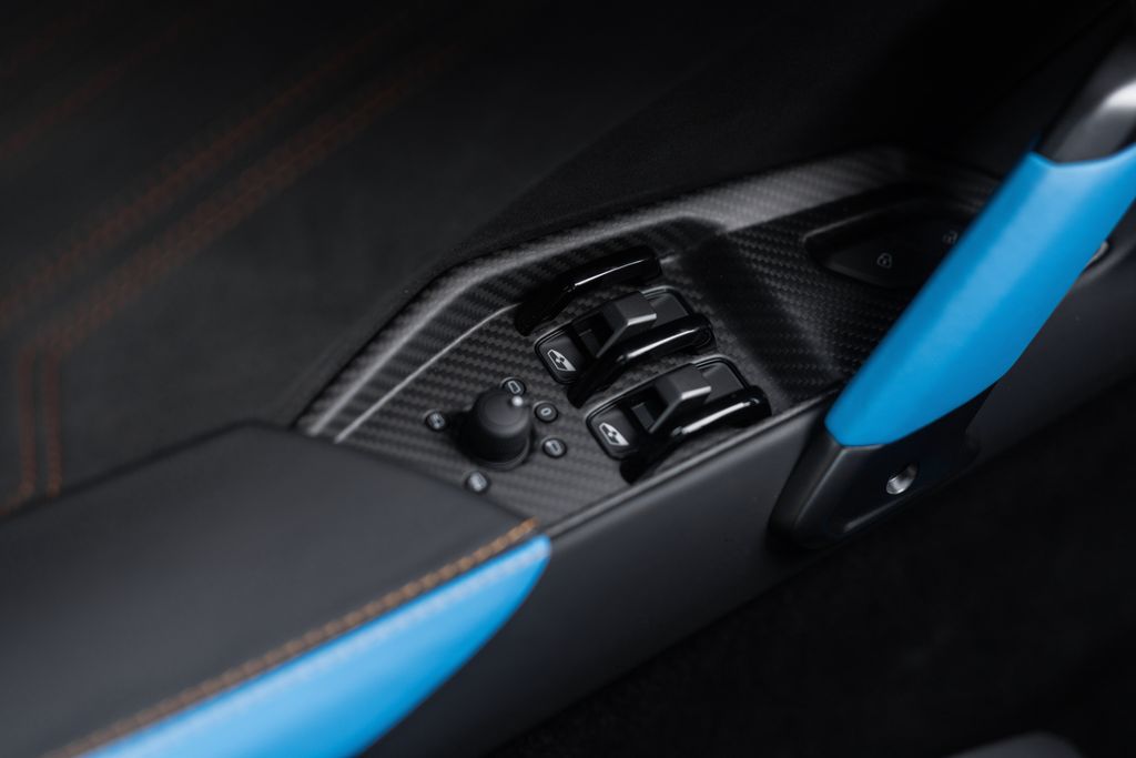 2026 Lamborghini Revuelto Base - Photo 46