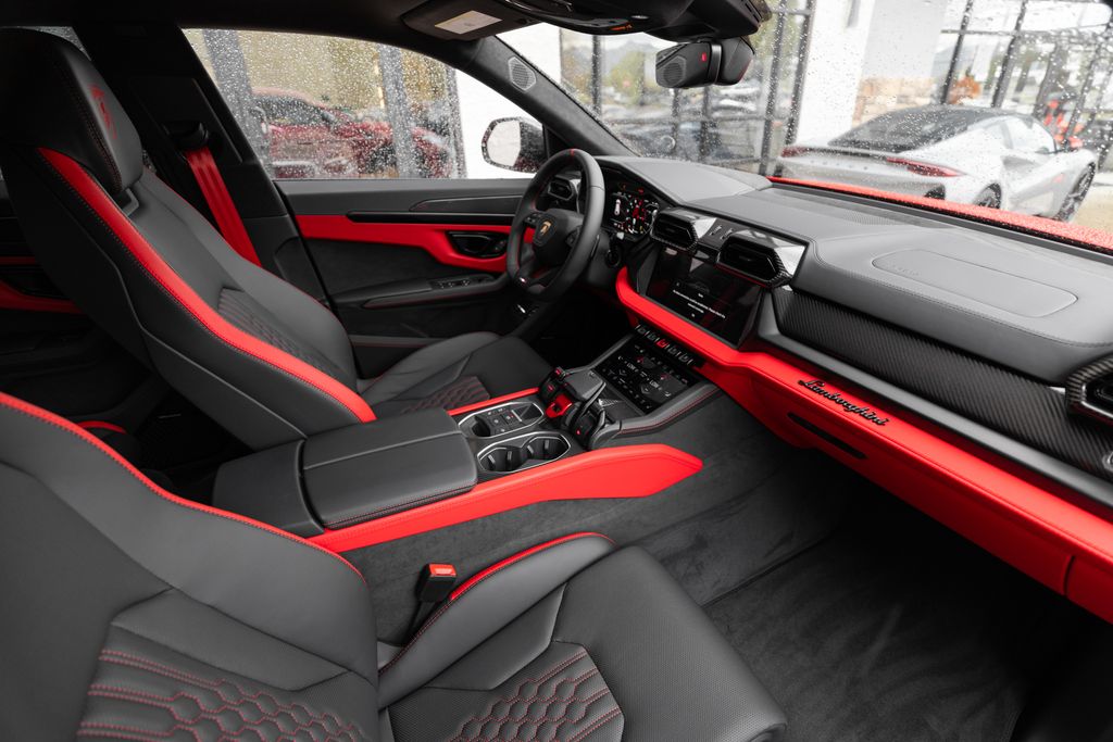 2026 Lamborghini Urus SE - Photo 24