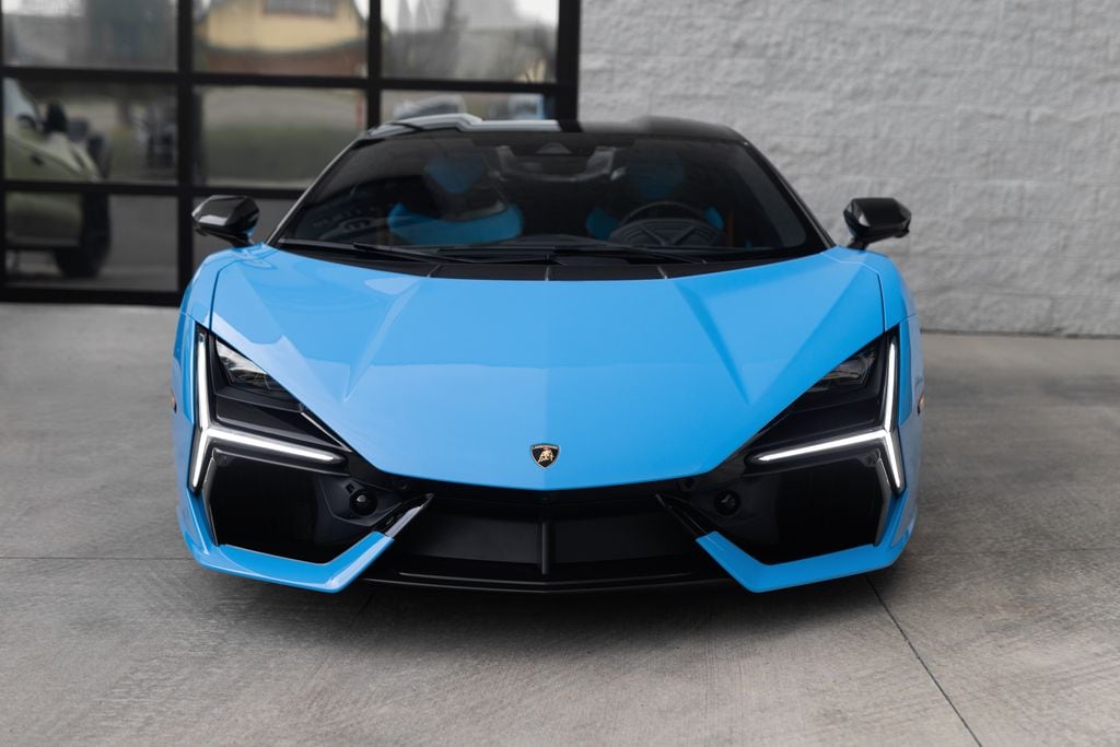 2026 Lamborghini Revuelto Base - Photo 8