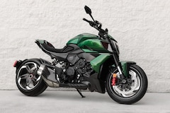 2024 Ducati Diavel for Bentley Motorcycle