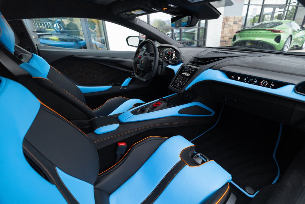 2026 Lamborghini Revuelto Base - Photo 14