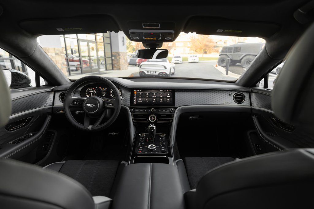2026 Bentley Flying Spur Speed - Photo 17