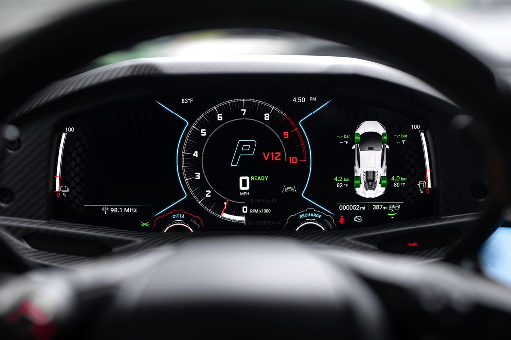 2026 Lamborghini Revuelto Base - Photo 47