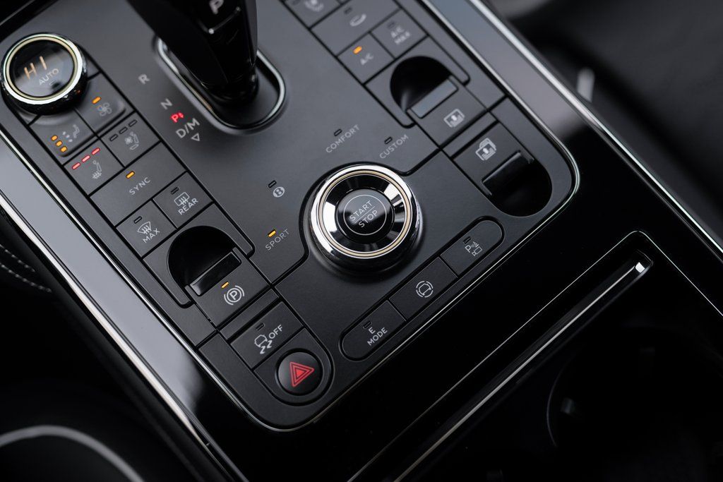 2025 Bentley Flying Spur Speed - Photo 35