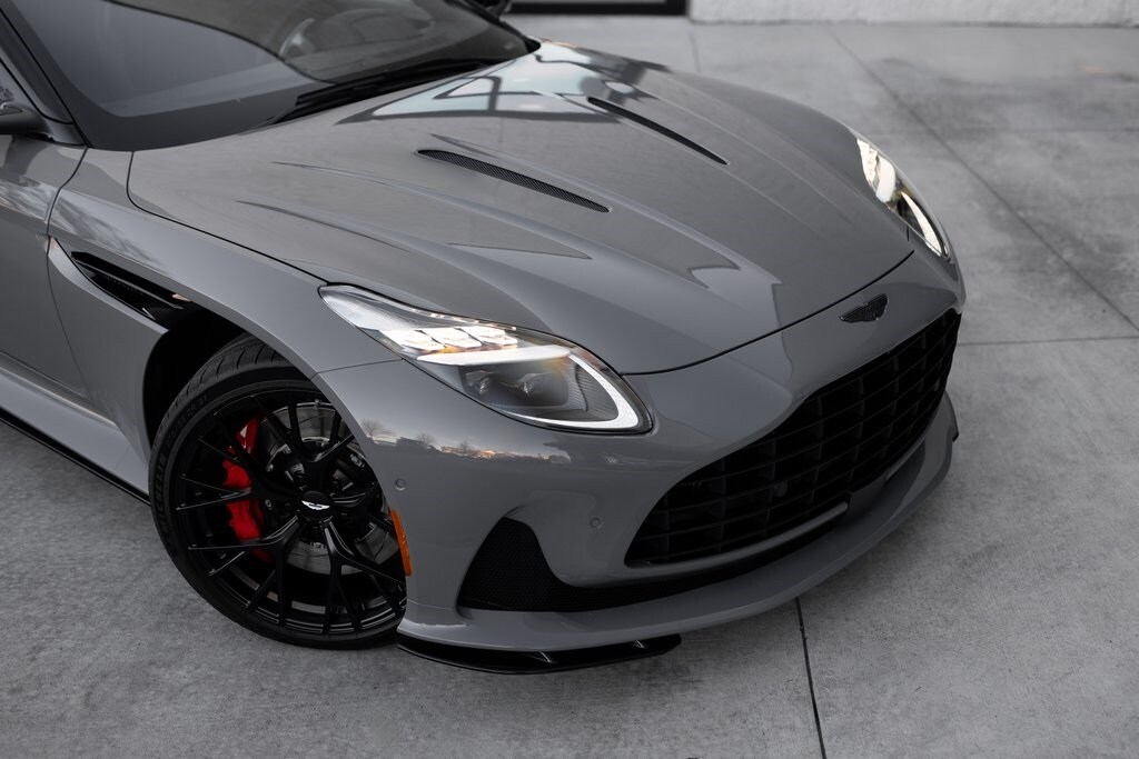 2025 Aston Martin DB12 AM5 photo 3