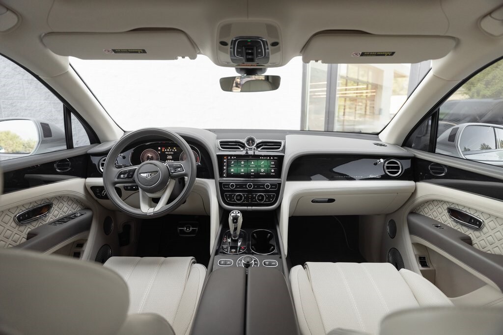 2023 Bentley Bentayga Speed photo 4
