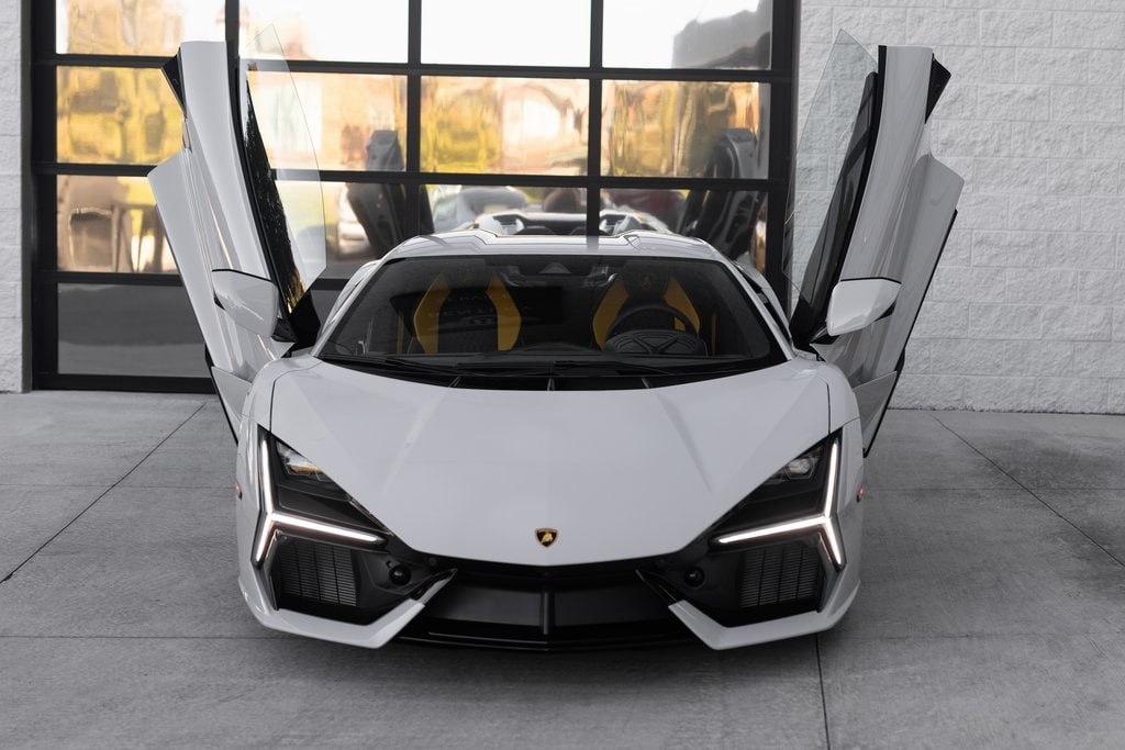New 2025 Lamborghini Revuelto Coupe