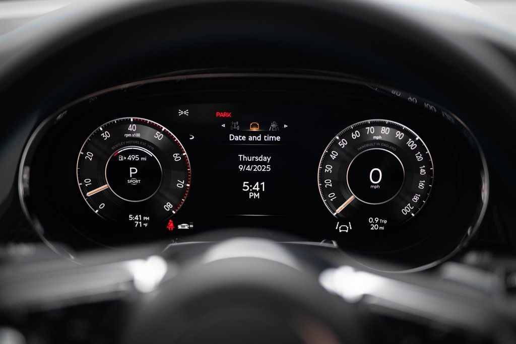 2025 Bentley Bentayga S - Photo 43