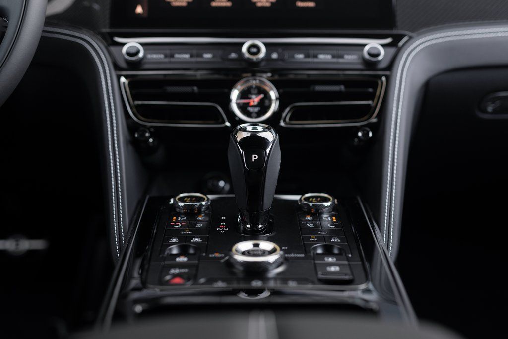 2025 Bentley Flying Spur Speed - Photo 18