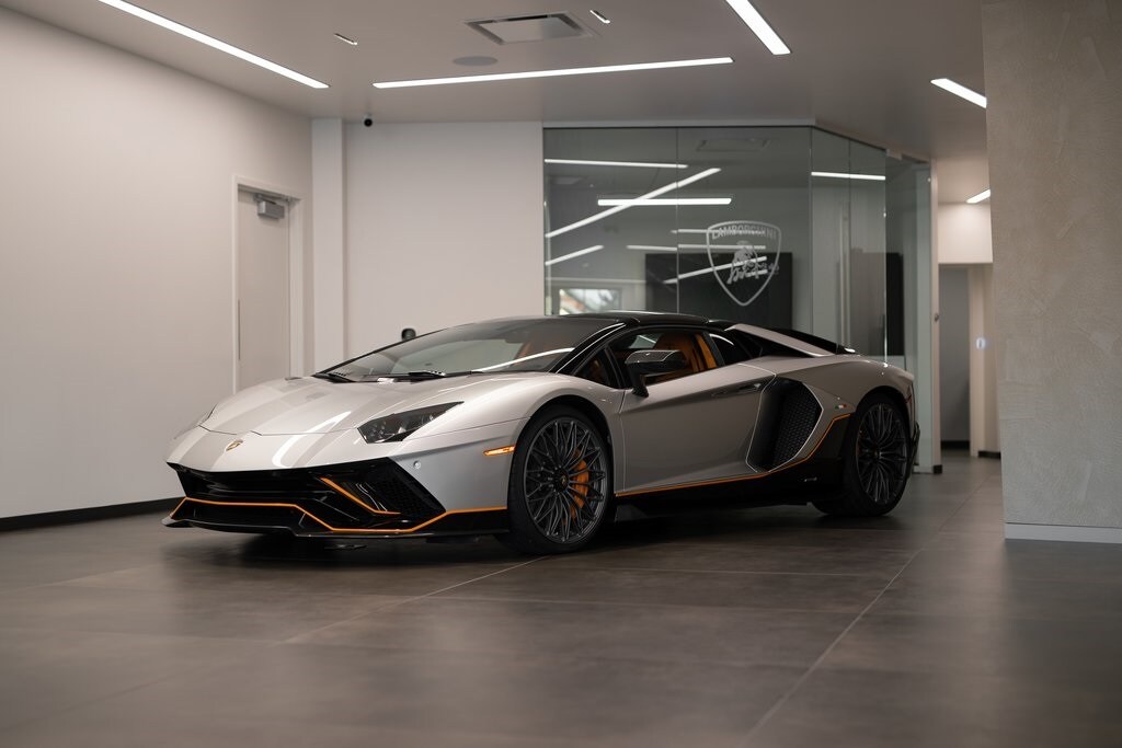 2022 Lamborghini Aventador LP 780-4 Ultimae Roadster photo 2