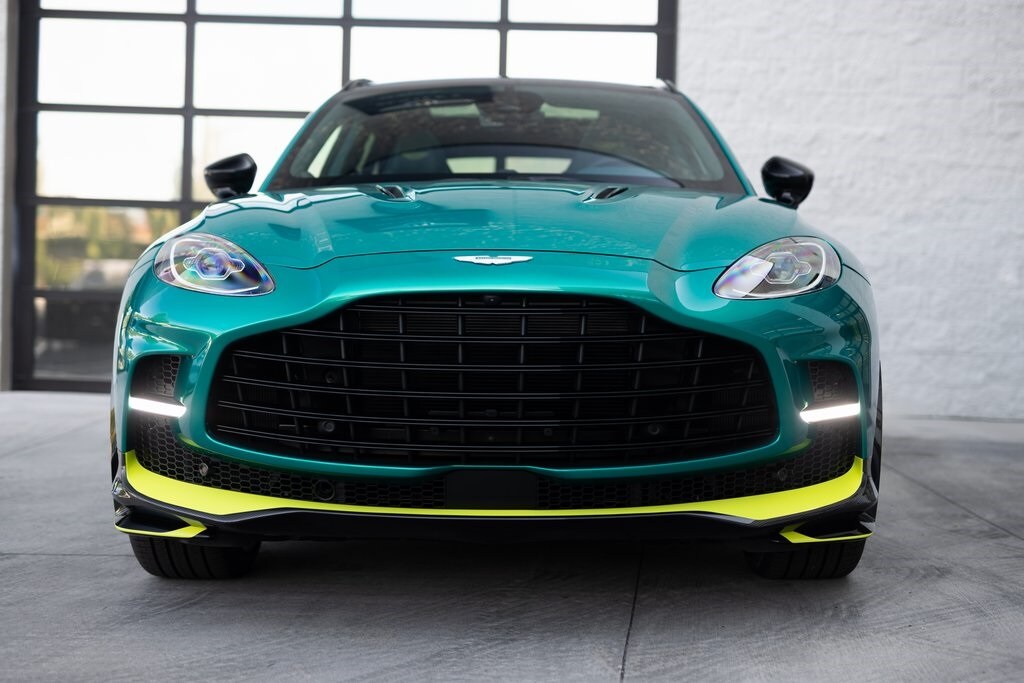 2025 Aston Martin DBX AM8 DBX707 photo 4