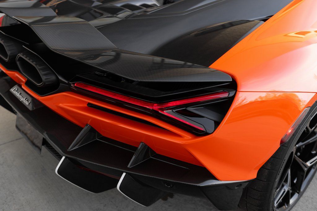 2026 Lamborghini Revuelto Base - Photo 46