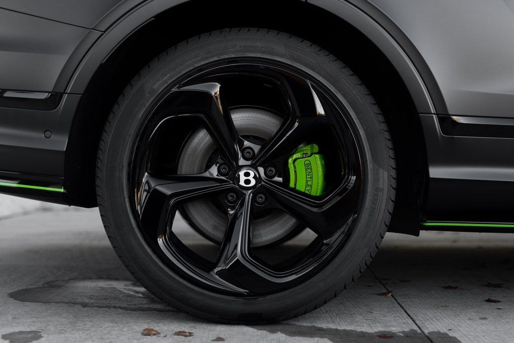 New 2025 Bentley Bentayga S Black Edition SUV