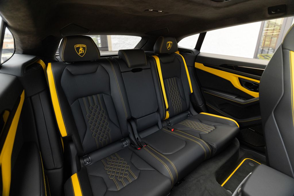 2026 Lamborghini Urus SE - Photo 41