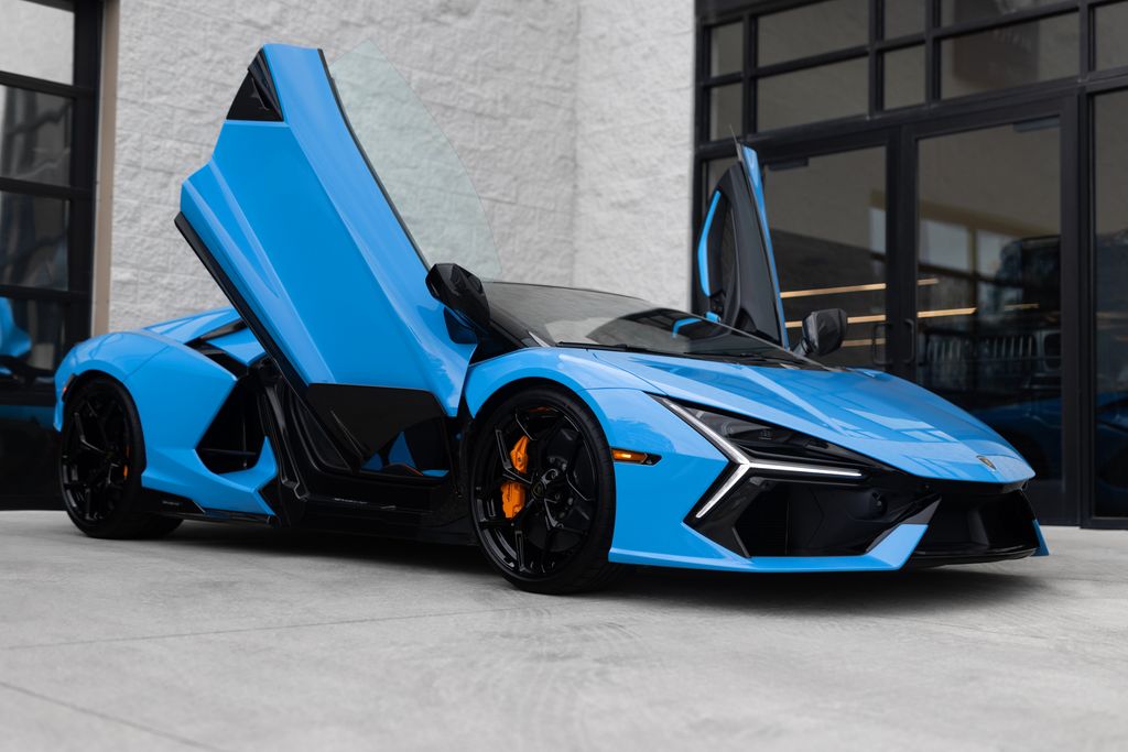 2026 Lamborghini Revuelto