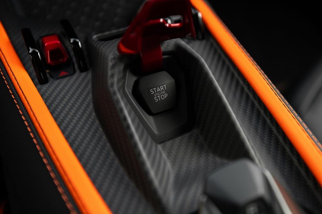 2026 Lamborghini Revuelto Base - Photo 26