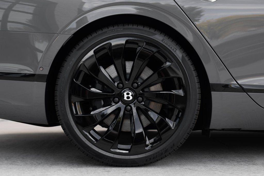 New 2025 Bentley Flying Spur Black Edition Sedan