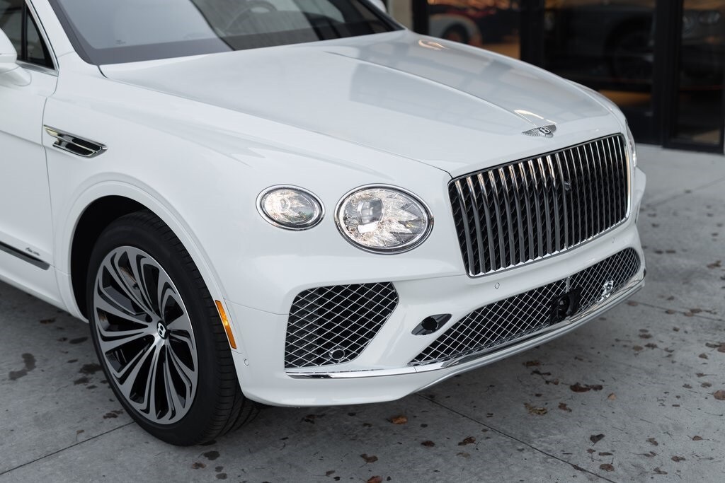 2025 Bentley Bentayga EWB Azure photo 2