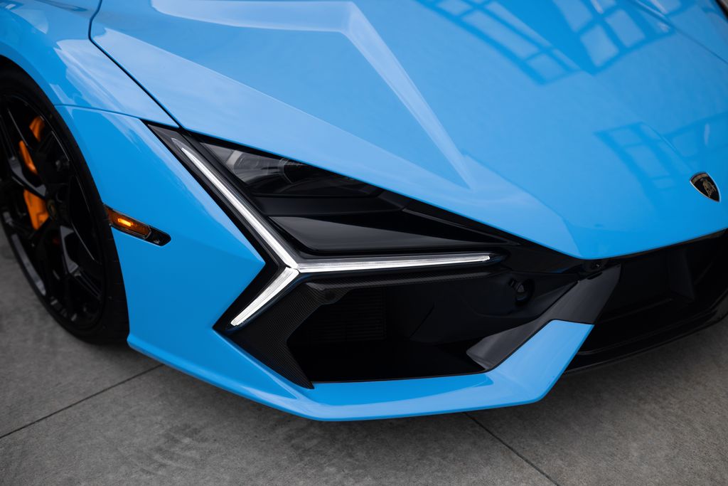 2026 Lamborghini Revuelto Base - Photo 10