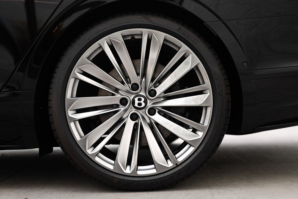 2026 Bentley Flying Spur Speed - Photo 9