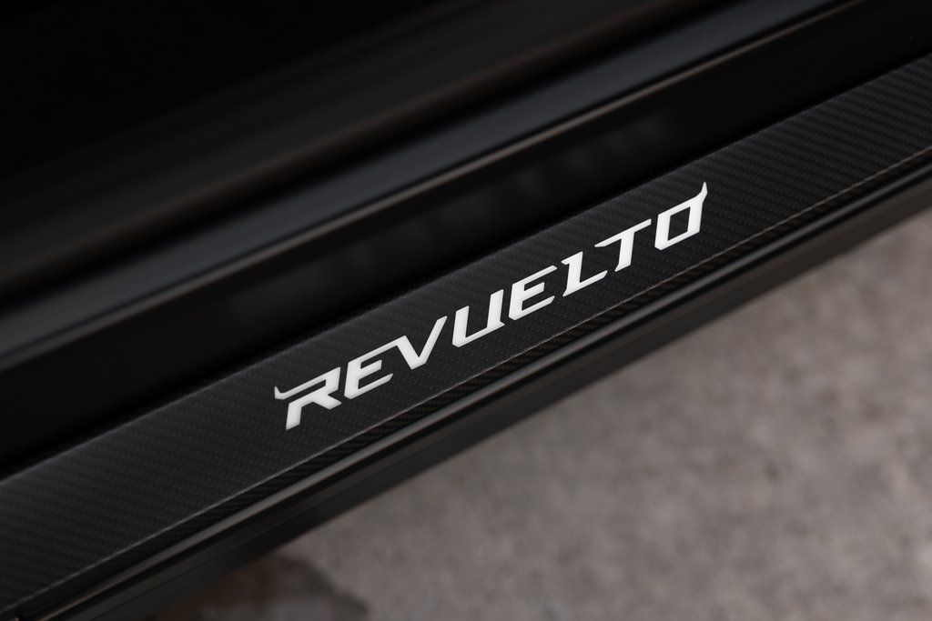 2026 Lamborghini Revuelto Base - Photo 34