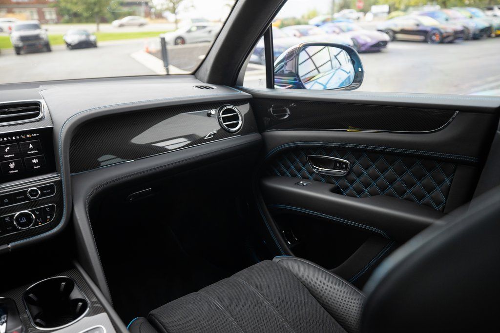 2025 Bentley Bentayga S - Photo 27