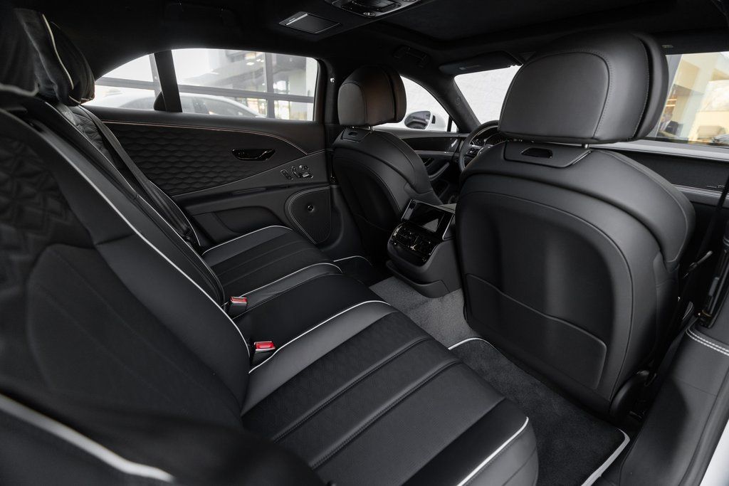 2025 Bentley Flying Spur Speed - Photo 24
