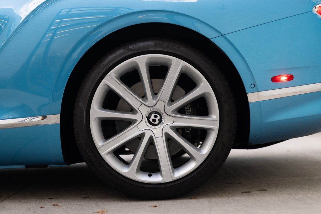 2022 Bentley Continental GT - Photo 8