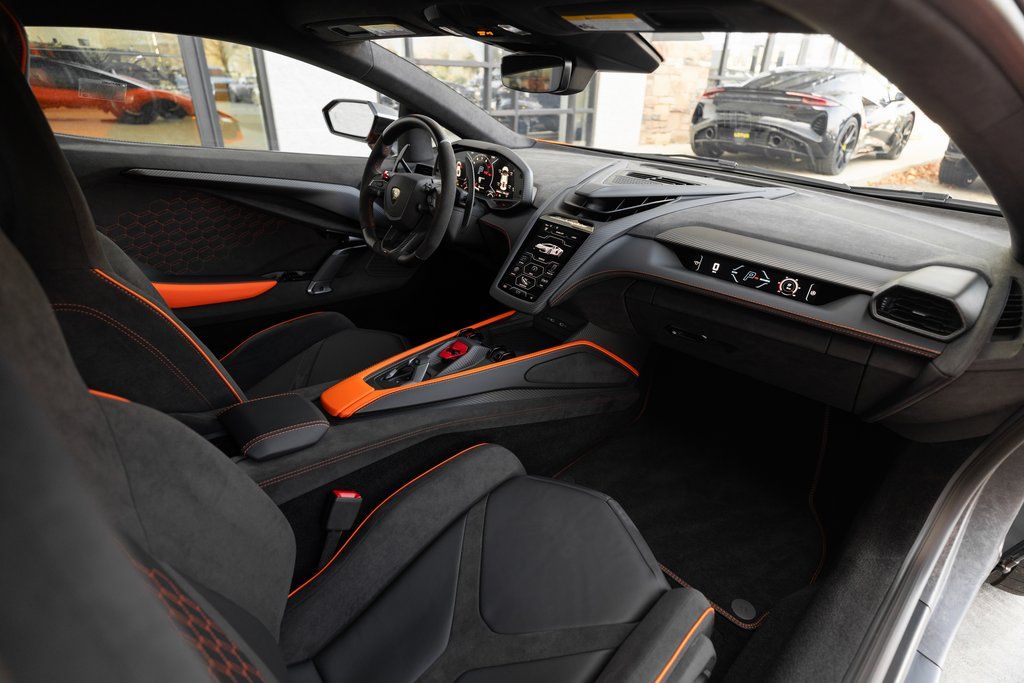 2026 Lamborghini Revuelto Base - Photo 19