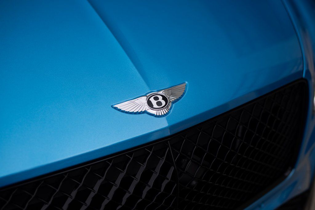 2025 Bentley Bentayga S - Photo 14