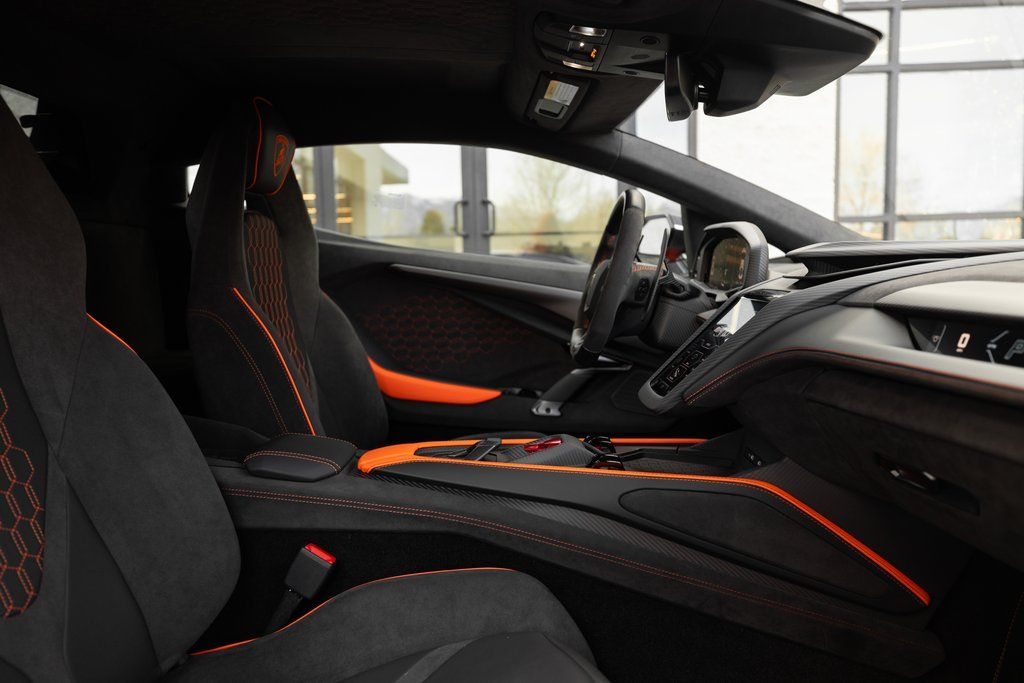 2026 Lamborghini Revuelto Base - Photo 20