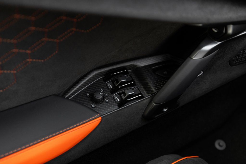 2026 Lamborghini Revuelto Base - Photo 31