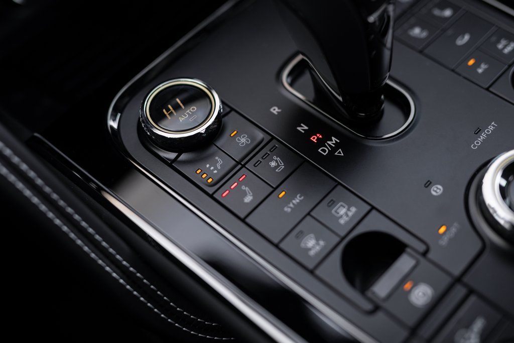 2025 Bentley Flying Spur Speed - Photo 36