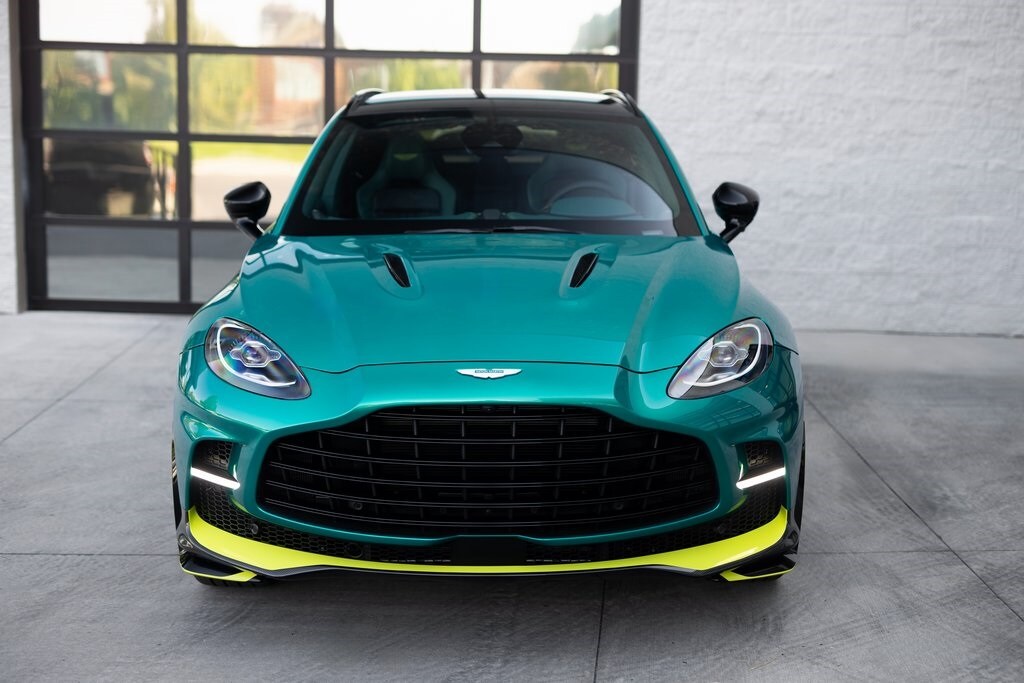 2025 Aston Martin DBX AM8 DBX707 photo 3