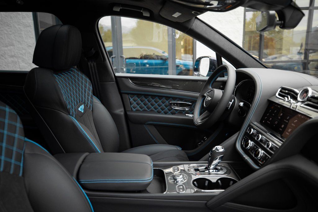2025 Bentley Bentayga S - Photo 31