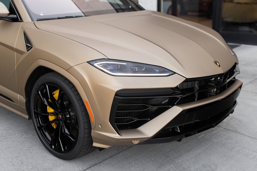 New 2025 Lamborghini Urus SE SUV