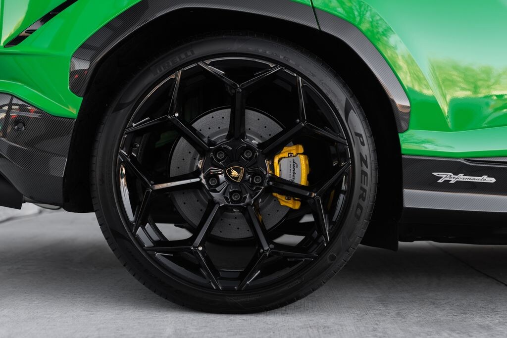 Used 2024 Lamborghini Urus Performante SUV