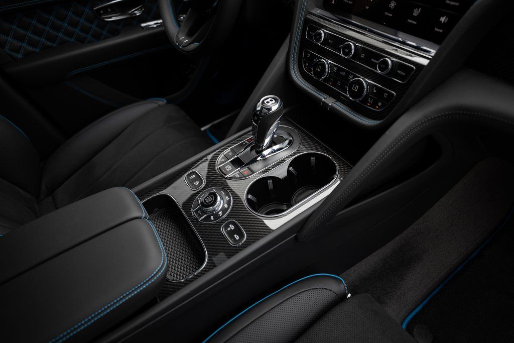 2025 Bentley Bentayga S - Photo 36