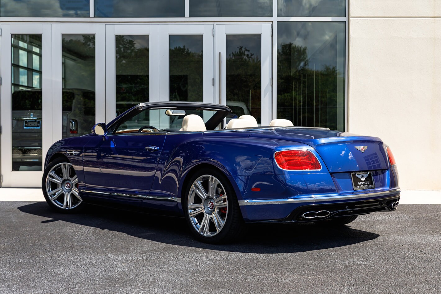 2016 Bentley Continental GT V8 S photo 3